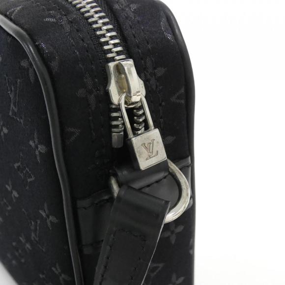 LOUIS VUITTON Black Pouch - Picture 5 of 7